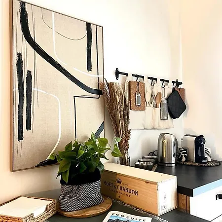 Ecosuite Your Design Escape Apartment